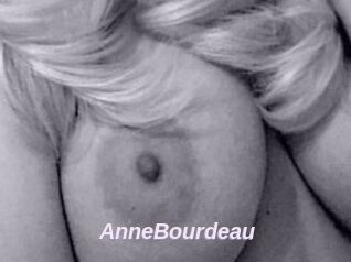 Anne_Bourdeau