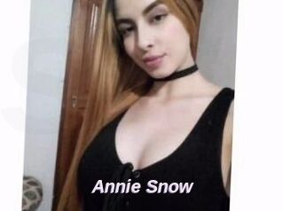 Annie_Snow