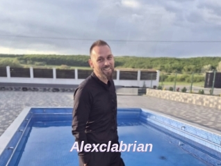 alexclabrian sexyflirt