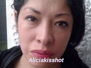 Aliciakisshot