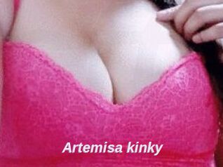 Artemisa_kinky