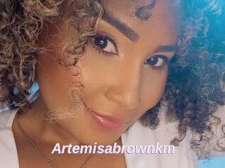 Artemisabrownkm