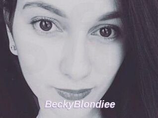 BeckyBlondiee