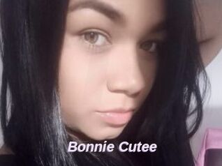 Bonnie_Cutee
