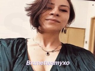 Brunetteamyxo