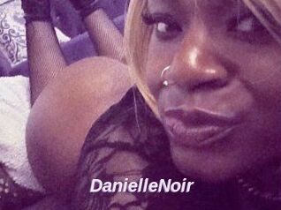 DanielleNoir