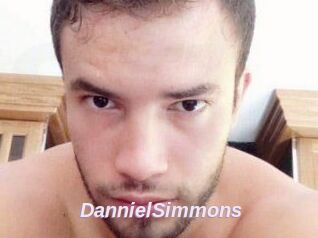 Danniel_Simmons
