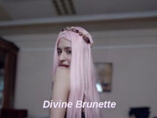 Divine_Brunette