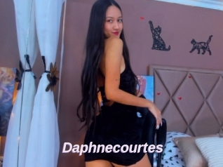 Daphnecourtes