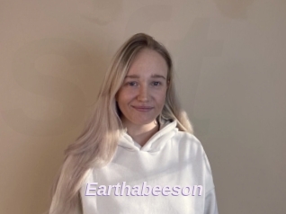 Earthabeeson