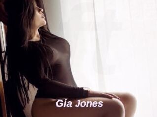Gia_Jones
