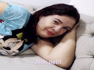 Jade_petit