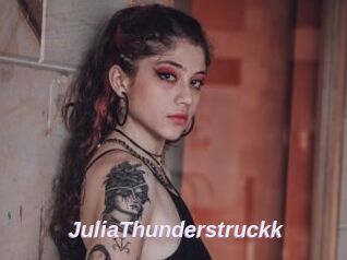 JuliaThunderstruckk