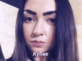 Kyliee_