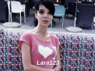 Lara123
