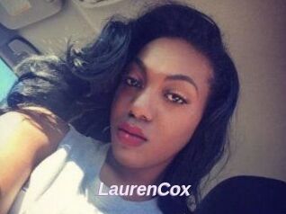 Lauren_Cox