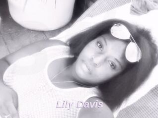 Lily_Davis