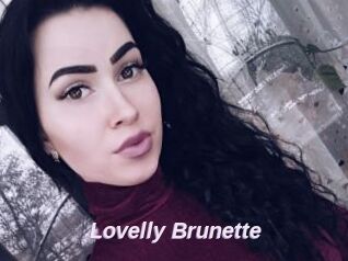 Lovelly_Brunette