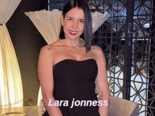 Lara_jonness