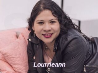 Lourrieann
