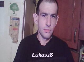 Lukasz8