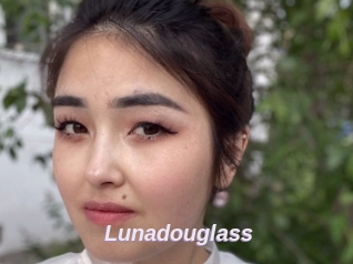 Lunadouglass