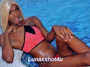 Lunaxxhot4u
