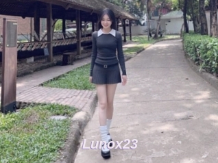 Lunox23