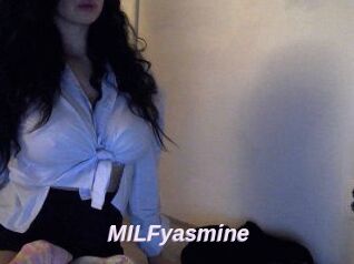 MILFyasmine