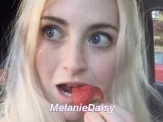 Melanie_Daisy