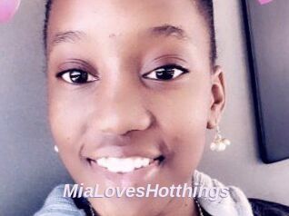 MiaLovesHotthings