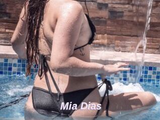 Mia_Dias