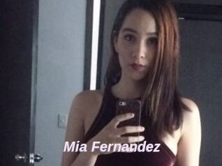 Mia_Fernandez