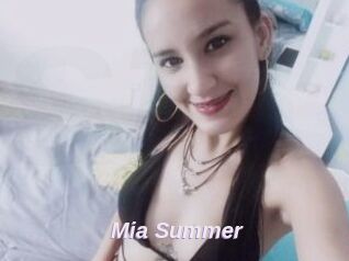 Mia_Summer