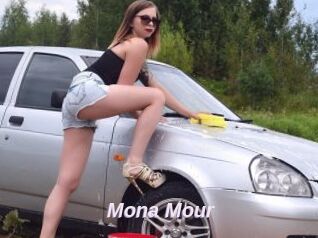 Mona_Mour