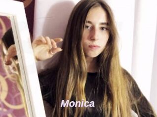 Monica_