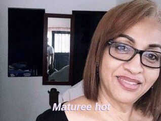 Maturee_hot
