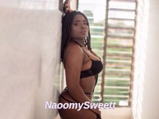 NaoomySweett