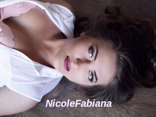 NicoleFabiana