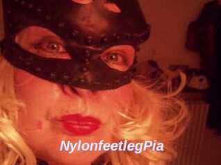 NylonfeetlegPia