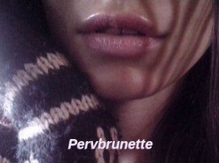 Pervbrunette