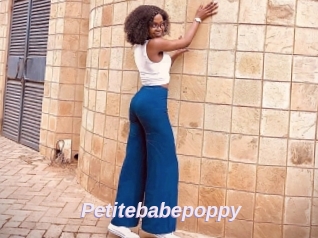 Petitebabepoppy