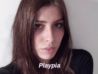 Playpia