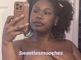 Sweetiesmooches