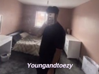 Youngandtoezy
